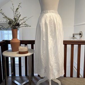 GAP White Lace Skirt Midi